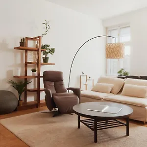 Apartment Stylish Designer At The Center Of Naschmarkt, Wien